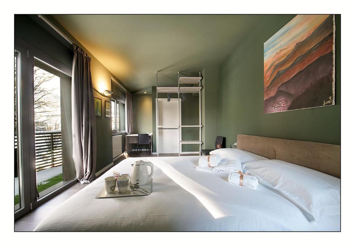 Il Rifugio Del Risol Hotel กัสตีโอเน เดลลา เปรโซลานา ภายนอก รูปภาพ